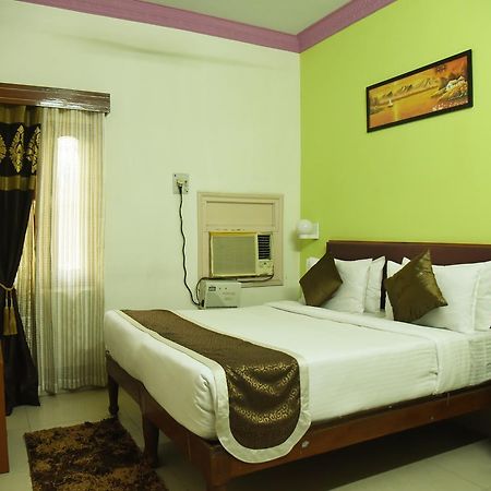 Hotel Rnb Select Vijay Delux Sultānpur Zewnętrze zdjęcie