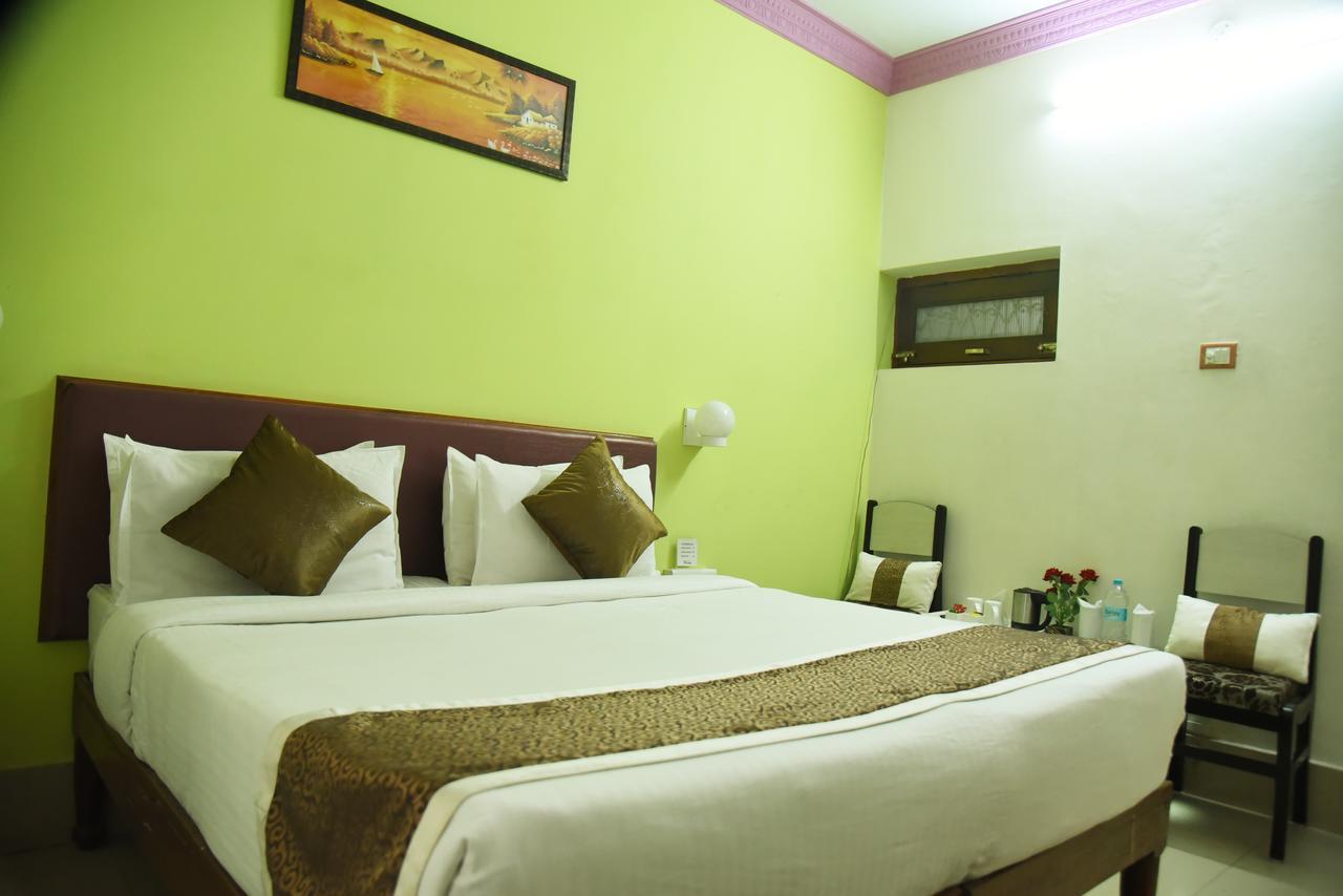 Hotel Rnb Select Vijay Delux Sultānpur Zewnętrze zdjęcie