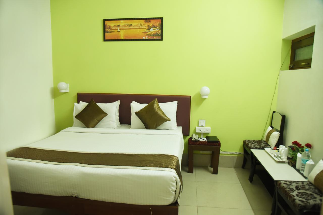 Hotel Rnb Select Vijay Delux Sultānpur Zewnętrze zdjęcie